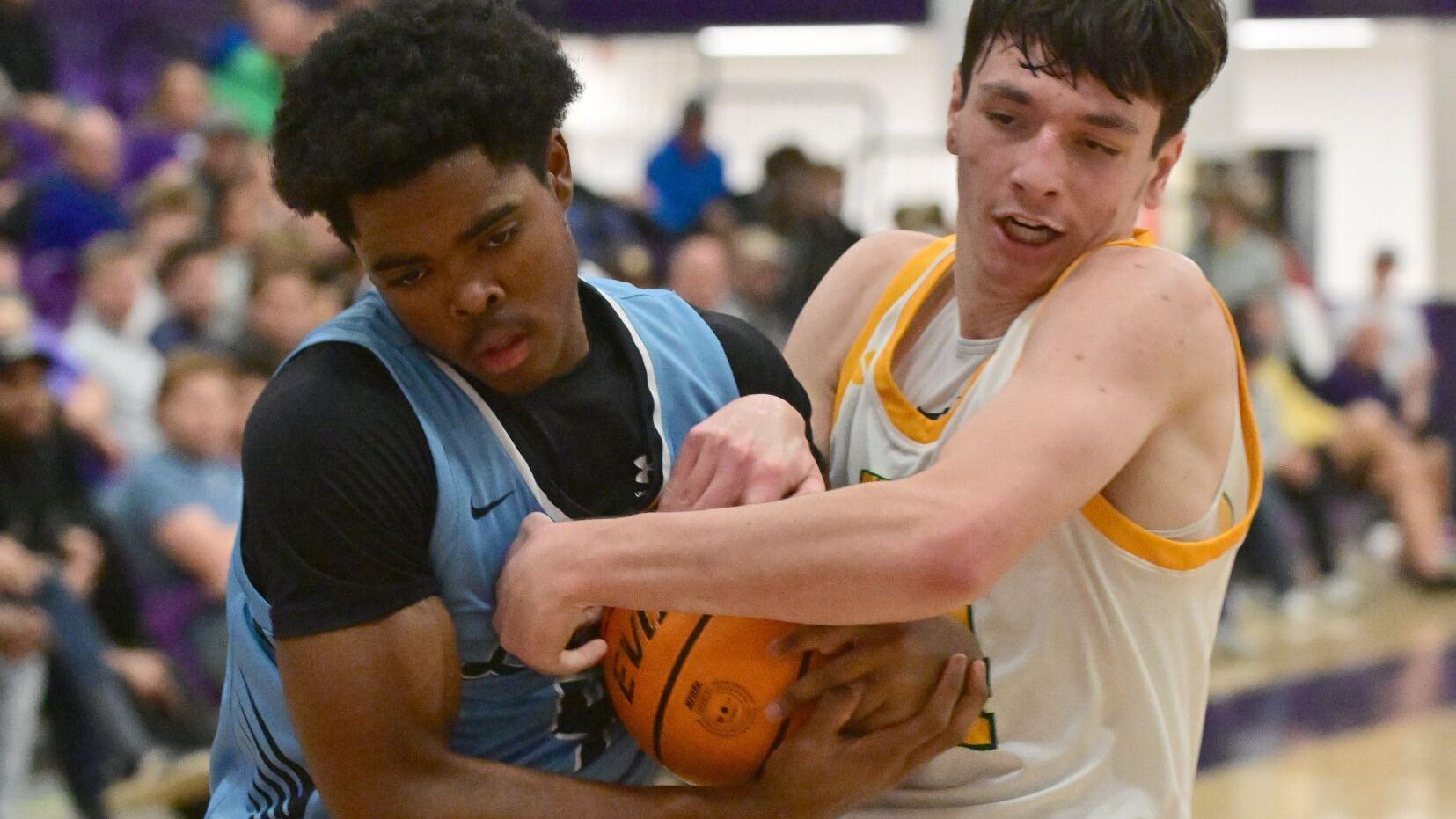 The Woodlands Christian staves off Belleville East to reach title game in Collinsville